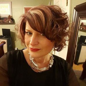 Meet your Posher, Gail